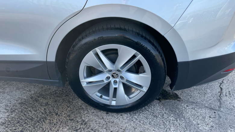 Skoda Enyaq 132kW 60 ecoSuite 62kWh 5dr Auto Electric Estate